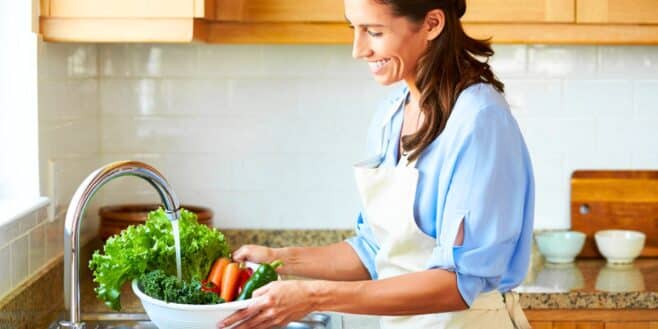 Fini les pesticides sur les fruits et légumes avec cette technique simple et naturelle