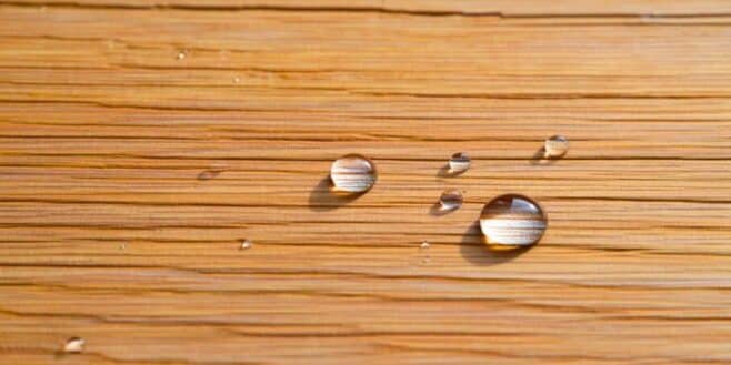 L'astuce imparable pour éliminer une tache d’eau sur un meuble en bois efficacement