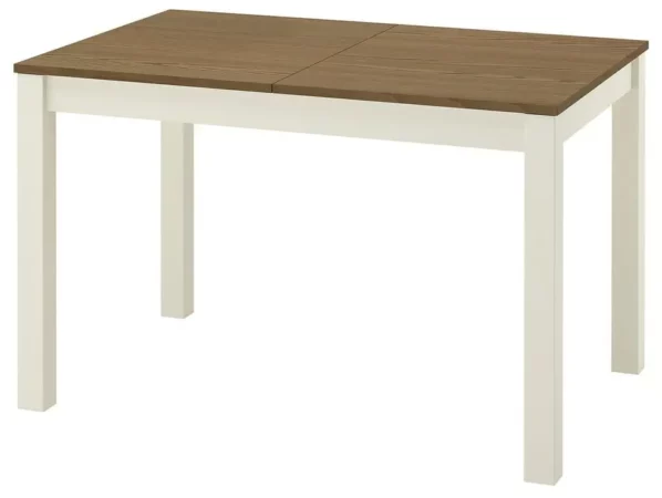 Cette table extensible IKEA peut accueillir 6 personnes à un prix fou
