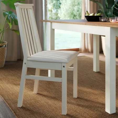 Cette table extensible IKEA peut accueillir 6 personnes à un prix fou