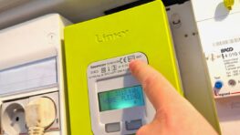 Compteur Linky : pourquoi un nouveau courrier d’Enedis inquiète des milliers de foyers en France cet automne 2025 ?