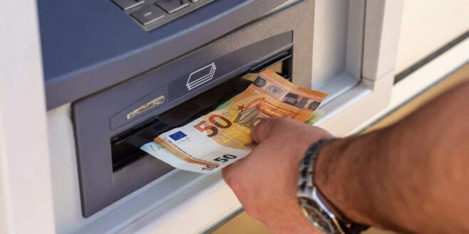 Distributeurs de billets : ne vous rendez plus dans un DAB, une nouvelle méthode existe pour retirer de l'argent
