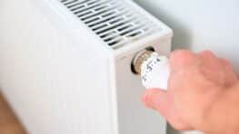 Elle n'a pas allumé son chauffage durant 3 ans grâce à cette astuce pour avoir chaud