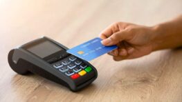 Carte de crédit : pourquoi les experts ne recommandent-ils pas de l'utiliser pour faire vos courses ?