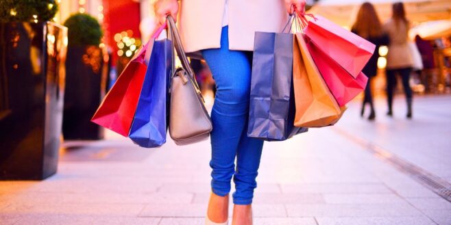 H&M sort une robe d’hiver à petit prix qui fait le buzz sur les réseaux