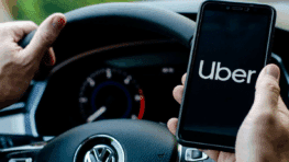 Uber : l'entreprise propose des robotaxis sans chauffeur de sécurité dans cette grande ville