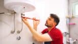 Ce geste tout simple réduit de 20 % la consommation de votre chauffe-eau
