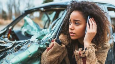 Ce virage est devenu célèbre pour ses sorties de route les jours de pluie