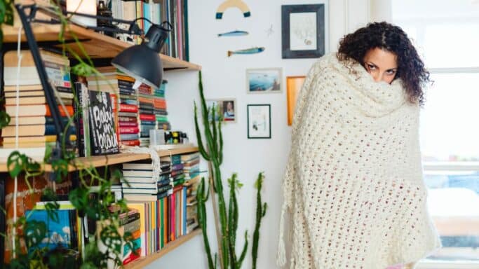 Cette astuce des pros accélère le chauffage des radiateurs sans consommer plus