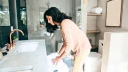 Cette étagère Ikea qui fait fureur pour garder votre salle de bain bien rangée
