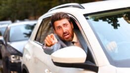 Cette route de 240 km sans aucun virage rend tous les automobilistes fous