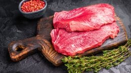 Cette viande adorée de tous est cancérigène et favorise aussi le diabète, ne la consommez plus