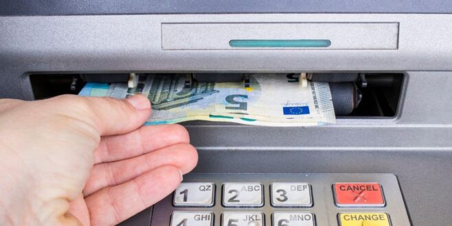 Distributeurs de billets - c'est bientôt la fin, voici ce qui va les remplacer prochainement