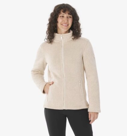 Fini la doudoune encombrante : cette alternative Decathlon est bien mieux