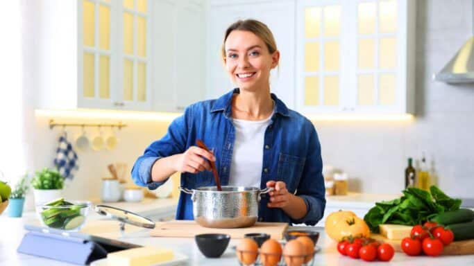 IKEA dégaine enfin une solution esthétique pour ranger ce qui traîne