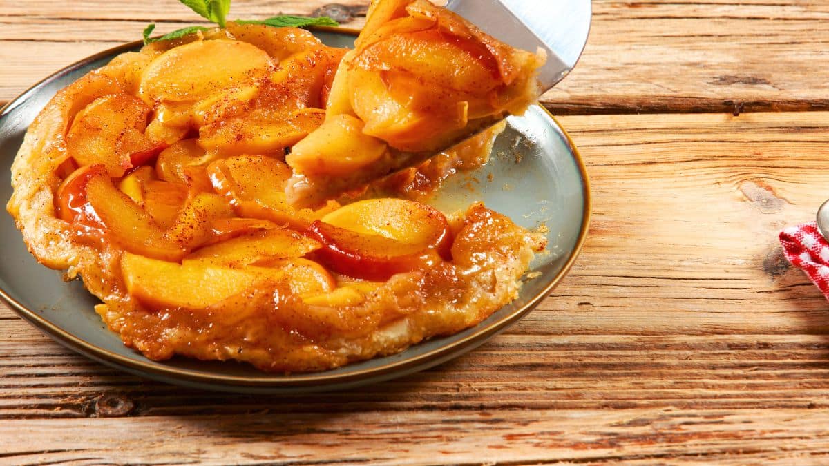 Recette de mamie : cette tarte tatin poire-vanille va vous faire fondre de plaisir
