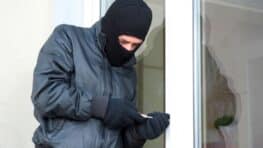 Sécurité : les cambrioleurs évitent ces fenêtres bien précises, et ce n’est pas un hasard