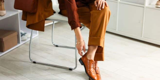 Zara : ces bottes à plat ultra-féminines remplacent les kitten boots et rajeunissent le look après 40 ans