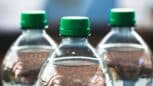 Bouteilles en plastique : ces nouveaux changements en 2026 qui commencent à agacer tout le monde