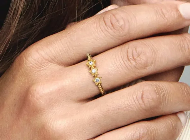 Pandora dévoile les bagues les plus élégantes pour la Saint-Valentin à moitié prix