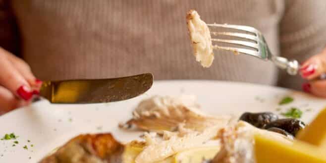 Un cardiologue conseille ce poisson accessible qu’il mange chaque semaine