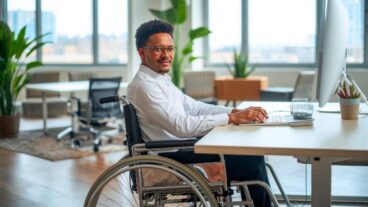 AAH 2026 : montant revalorisé, conditions et démarches pour toucher cette aide jusqu'à 1016 euros par mois