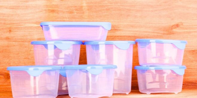 Fini les taches de graisse dans vos boîtes Tupperware grâce à ce mélange maison avec 2 ingrédients