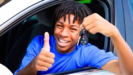 Jeunes conducteurs interdits de rouler après 22h : pourquoi ce scénario reste fictif en France