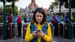 Tuxboard - Disneyland Paris renforce son règlement intérieur : ce qui change pour vous dès votre prochaine visite