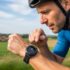 Tuxboard - WhatsApp arrive sur les montres Garmin : vous pouvez désormais répondre à vos messages depuis votre poignet