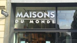 Maisons du Monde : ce canapé tendance transforme votre salon pour moins de 160 euros