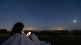 Tuxboard - Lyrides 2026 : comment observer la pluie d'étoiles filantes dans la nuit du 22 au 23 avril