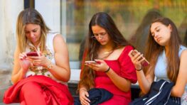 Meta lance le compte unifié pour Facebook, Instagram et WhatsApp : ce qui change pour vous