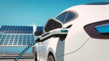 La France frôle les 200 000 bornes de recharge pour voiture électrique mais un chiffre record inquiète vraiment