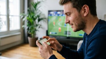 Tuxboard - Netflix lance un jeu FIFA gratuit pour la Coupe du monde 2026 et votre smartphone devient la manette
