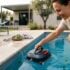 Tuxboard - Ce robot piscine Redkey à moins de 140 euros nettoie le fond de votre bassin sans aucun effort cet été