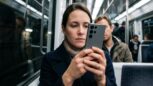 Tuxboard - Samsung Galaxy S26 Ultra testé : ce filtre caché dans l'écran protège vos données dans le métro