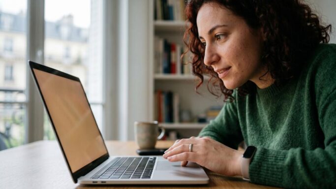 Tuxboard - Google baisse le prix de son abonnement AI Plus à 4,99 euros par mois et double le stockage cloud