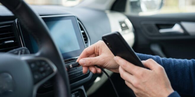Tuxboard - Fini les déconnexions en route : Google publie enfin le correctif qui sauve Android Auto