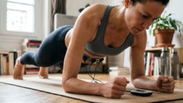 Tuxboard - Fini la graisse abdominale qui résiste : cet accessoire Decathlon à 20€ tonifie les abdos en huit semaines