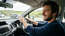 Tuxboard - Google Maps déploie enfin l'indicateur de vitesse sur Android Auto, deux ans après CarPlay