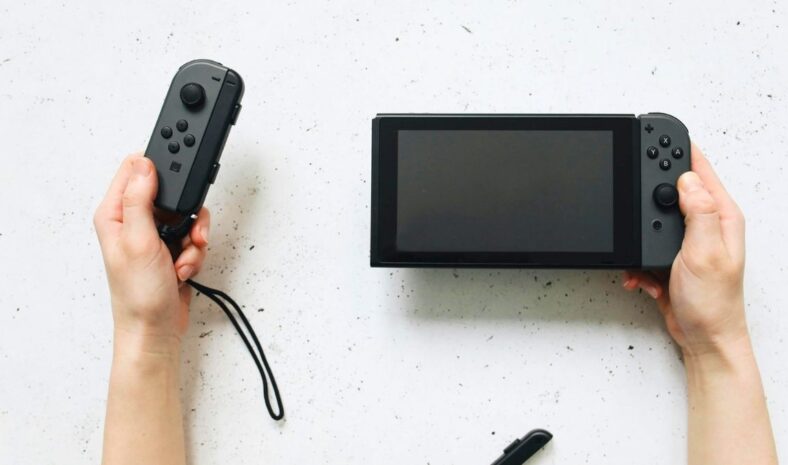 Une Switch 2 OLED avec dalle Samsung en 2028 ? Ce que dit vraiment la rumeur venue de Corée